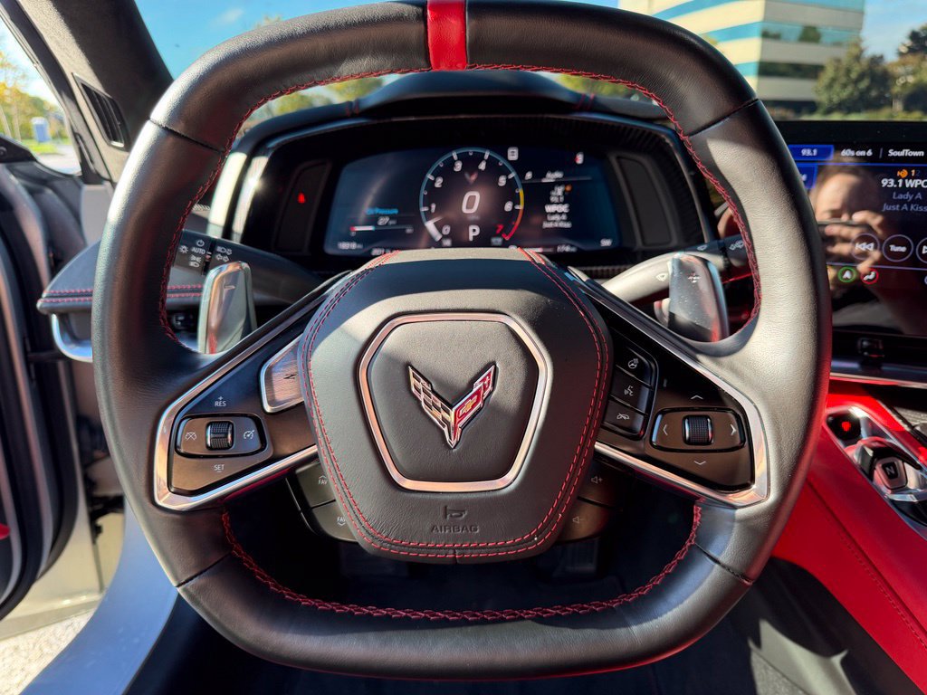 Used 2021 Chevrolet Corvette Stingray Premium Cpe w/ Z51 Performance Package RWD image 18