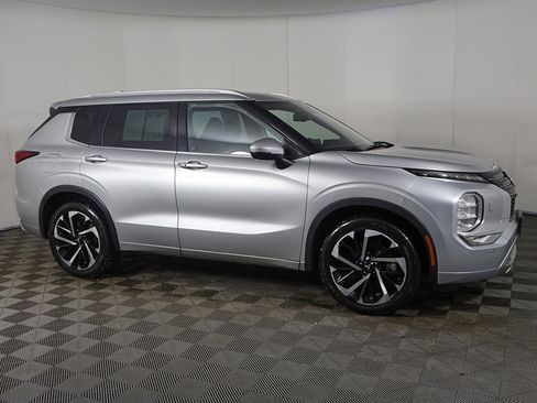 Used 2022 Mitsubishi Outlander SEL image 23