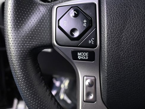 Used 2022 Toyota 4Runner SR5 Premium image 37