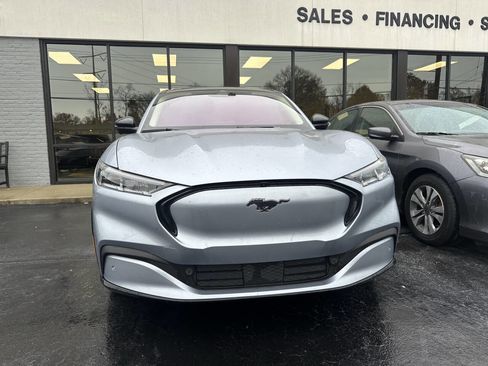 Used 2022 Ford Mustang Mach-E Premium image 6