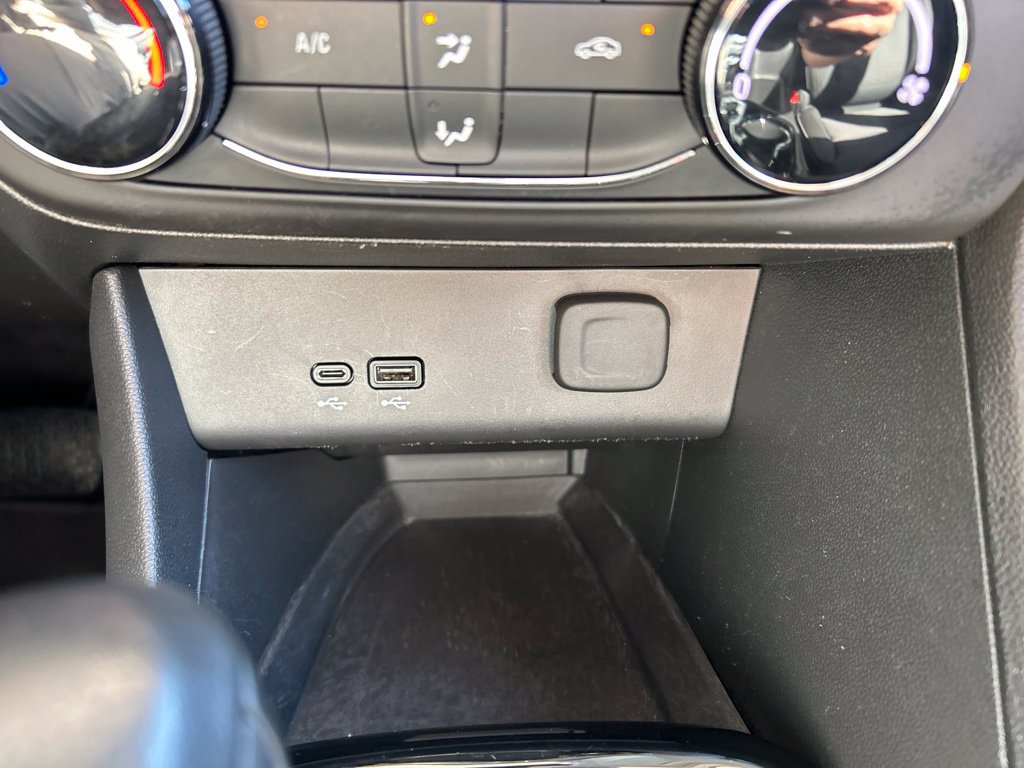 Used 2024 Buick Encore GX Preferred FWD image 15