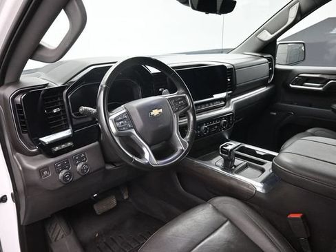 Used 2024 Chevrolet Silverado 1500 LTZ w/ LTZ Premium Texas Edition AWD/4WD image 14