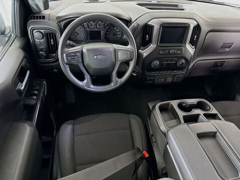 Used 2024 Chevrolet Silverado 1500 Custom Trail Boss w/ Midnight Edition AWD/4WD image 3