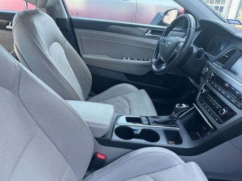 Used 2017 Hyundai Sonata Sport w/ Value Edition Package 02 image 4