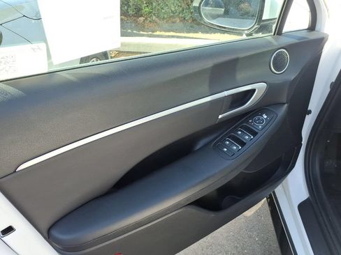Used 2025 Hyundai Sonata SEL FWD image 23