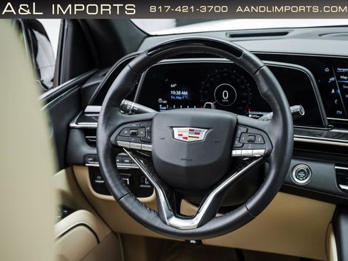 Used 2024 Cadillac Escalade Premium Luxury w/ Performance Package AWD/4WD image 8
