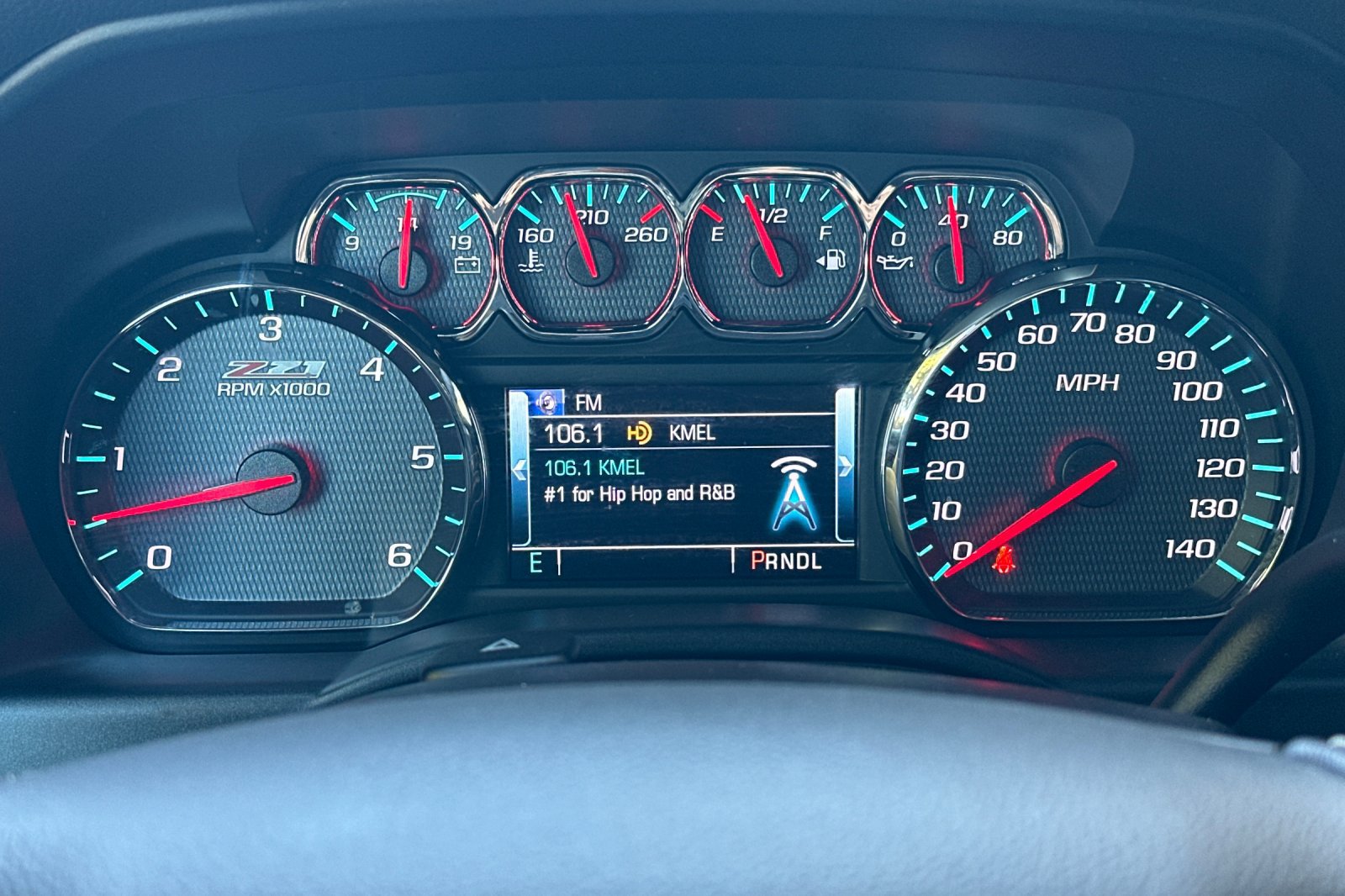 Used 2017 Chevrolet Silverado 1500 LT w/ All Star Edition AWD/4WD image 23