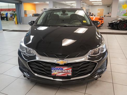 Used 2019 Chevrolet Cruze LS FWD image 13