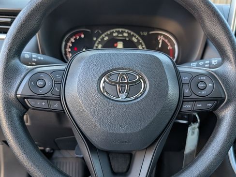 Used 2025 Toyota RAV4 LE image 18
