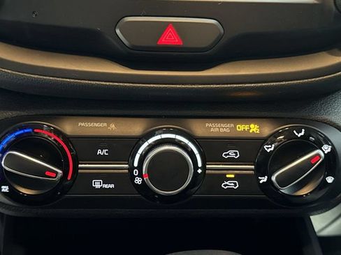 Used 2024 Kia Soul LX w/ Option Group 015 FWD image 13
