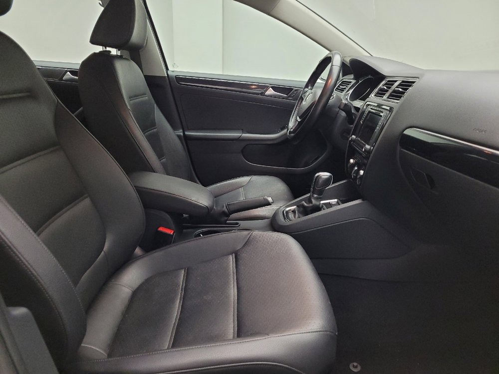 Used 2016 Volkswagen Jetta SEL w/ Lighting Package FWD image 21