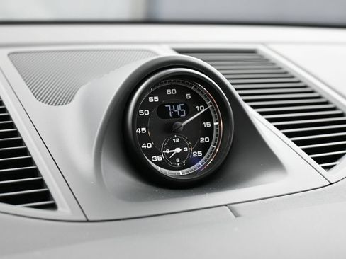 Certified 2026 Porsche Macan AWD/4WD image 20