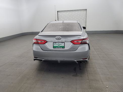 Used 2020 Toyota Camry SE image 7