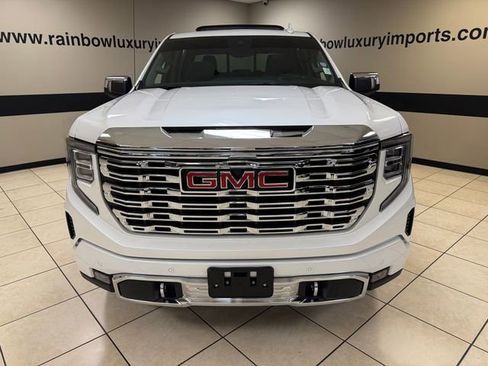Used 2025 GMC Sierra 1500 Denali AWD/4WD image 2