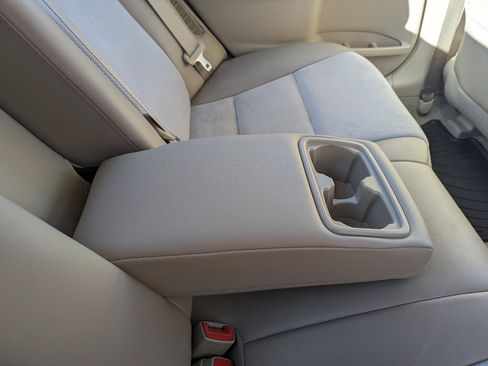 Used 2013 Toyota Camry XLE image 40