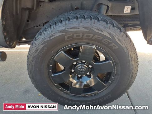 Used 2020 Toyota Tacoma SR AWD/4WD image 13