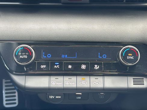 New 2026 Hyundai Elantra Sport FWD image 18