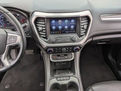 Used 2023 GMC Acadia SLT w/ Technology Package image 19