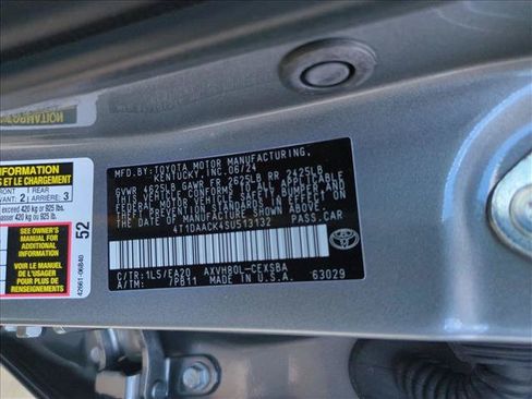 Used 2025 Toyota Camry SE w/ Convenience Package FWD image 24