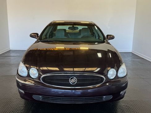 Used 2007 Buick LaCrosse CX w/ Chrome Enhancement Package FWD image 2