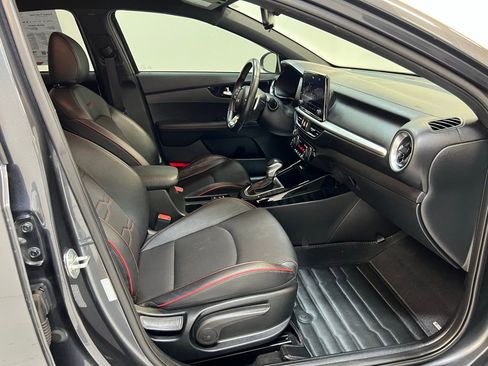 Used 2022 Kia Forte GT FWD image 31