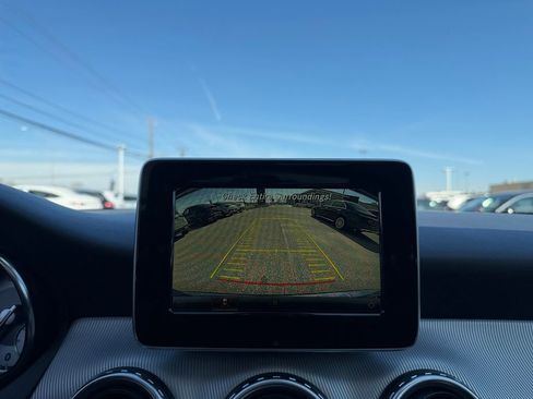 Certified 2017 Mercedes-Benz GLA 250 4MATIC image 20