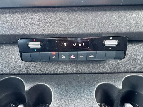 Used 2019 Mercedes-Benz Sprinter 144 image 28