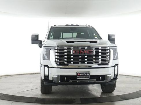 Used 2026 GMC Sierra 2500 Denali w/ Denali Reserve Package AWD/4WD image 12