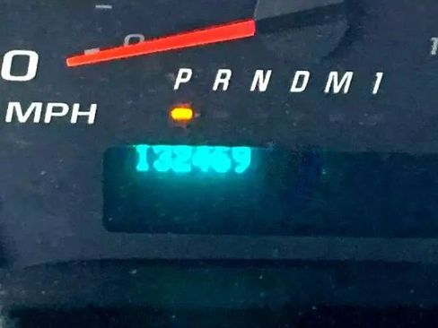 Used 2016 Chevrolet Express 3500 image 10