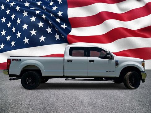 Used 2017 Ford F250 XLT w/ XLT Value Package AWD/4WD image 10