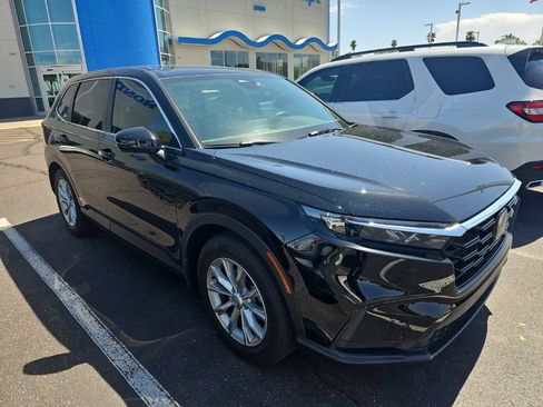 Used 2024 Honda CR-V EX image 3