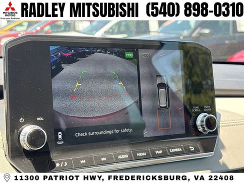 Used 2023 Mitsubishi Outlander SEL AWD/4WD image 9