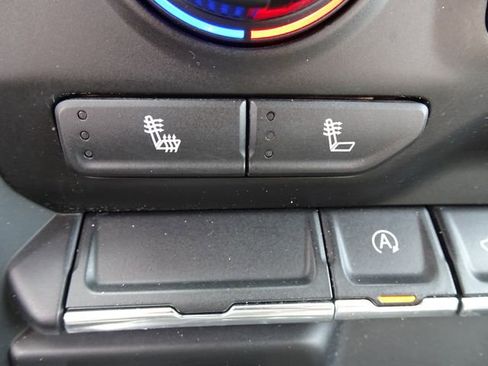 Used 2021 Chevrolet Silverado 1500 LT Trail Boss w/ LPO, Dark Essentials Package image 23