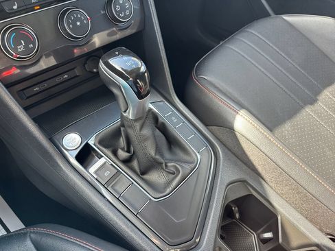 Used 2024 Volkswagen Tiguan Wolfsburg Edition FWD image 28