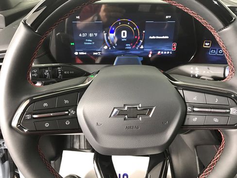 New 2026 Chevrolet Traverse RS w/ LPO, Floor Liner Package image 31