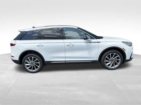 Used 2024 Lincoln Corsair FWD w/ Equipment Group 102A image 14