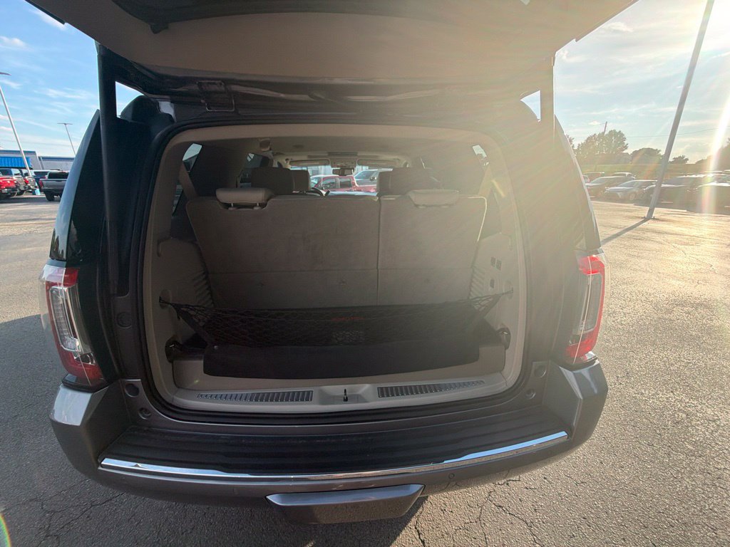 Used 2018 GMC Yukon Denali w/ Denali Ultimate Package RWD image 10