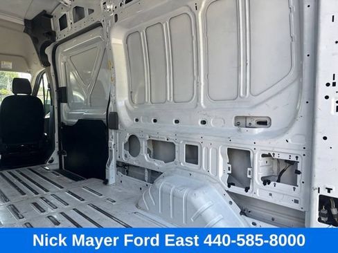 Used 2023 Ford Transit 250 148 High Roof RWD image 10