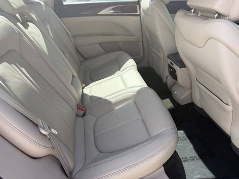 Used 2017 Lincoln MKZ Reserve w/ Climate Package FWD image 19