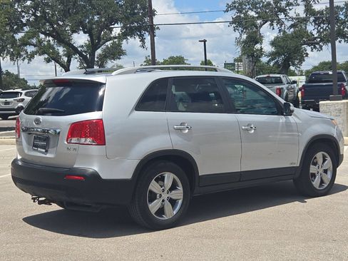 Used 2013 Kia Sorento EX w/ EX V6 Premium Pkg AWD/4WD image 5