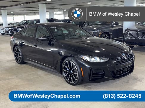 Used 2025 BMW M440i RWD image 1