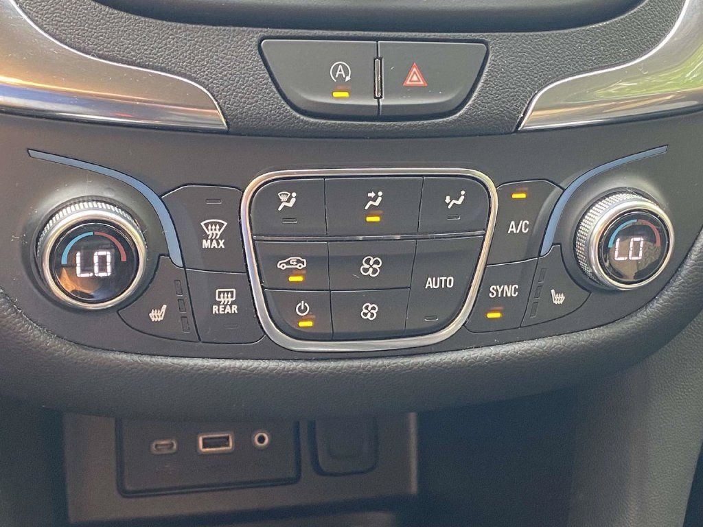 Used 2024 Chevrolet Equinox LT AWD/4WD image 27