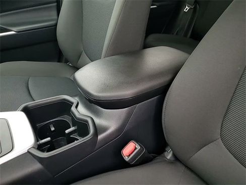 Certified 2025 Toyota RAV4 LE image 20