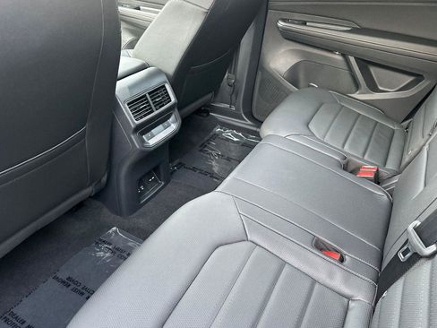 New 2026 Volkswagen Atlas Cross Sport SEL image 11