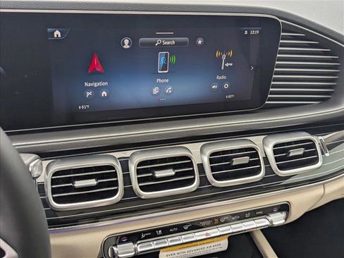 New 2026 Mercedes-Benz GLE 450 4MATIC image 11