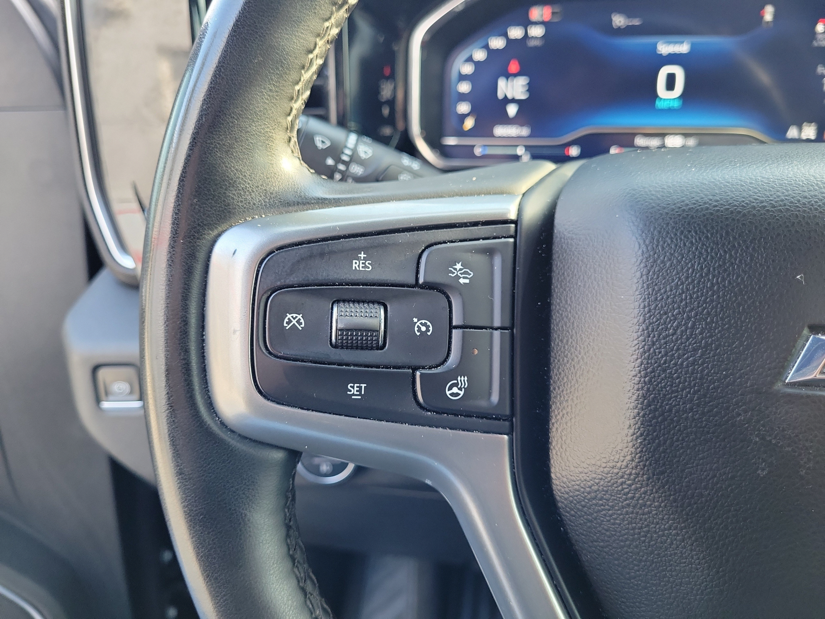 Used 2024 Chevrolet Silverado 1500 RST AWD/4WD image 14