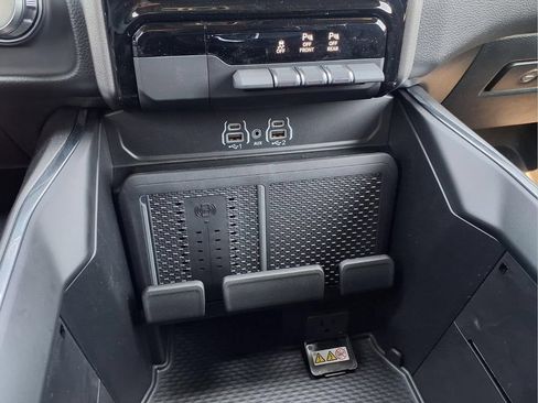 New 2026 RAM 1500 Laramie w/ Night Edition AWD/4WD image 29