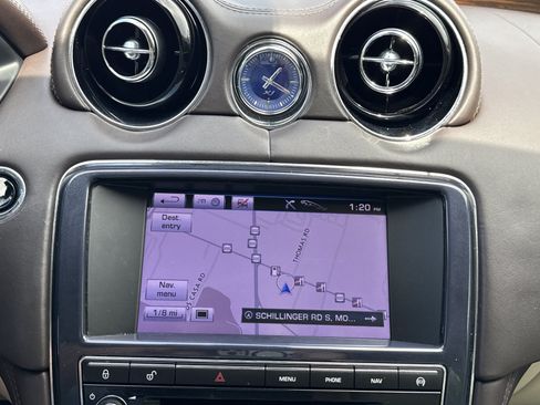 Used 2013 Jaguar XJ L Portfolio RWD image 26