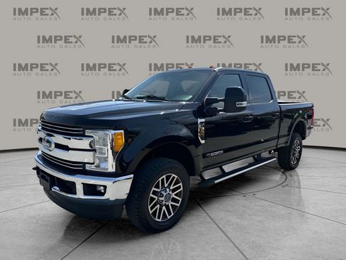 Used 2017 Ford F350 Lariat w/ Tow Technology Bundle AWD/4WD image 1