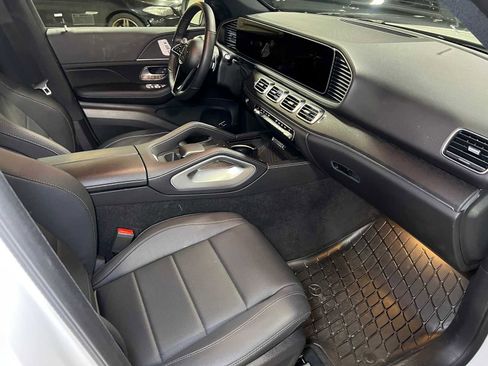Used 2025 Mercedes-Benz GLE 350 4MATIC image 11